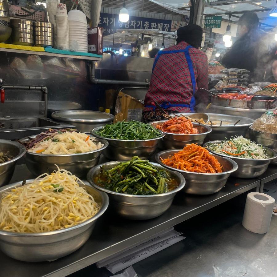 24 Guesthouse Dongdaemun Market Сеул Экстерьер фото