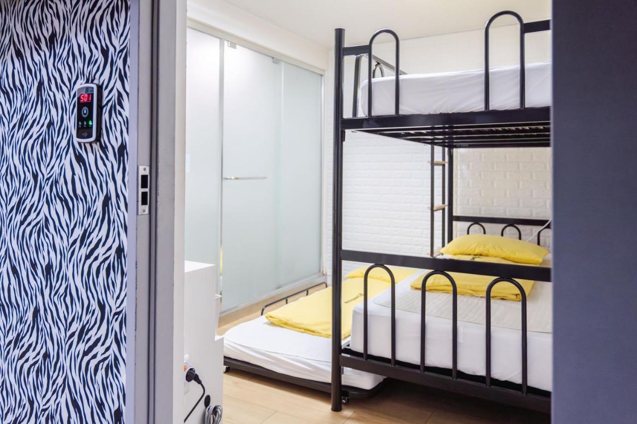 24 Guesthouse Dongdaemun Market Сеул Экстерьер фото